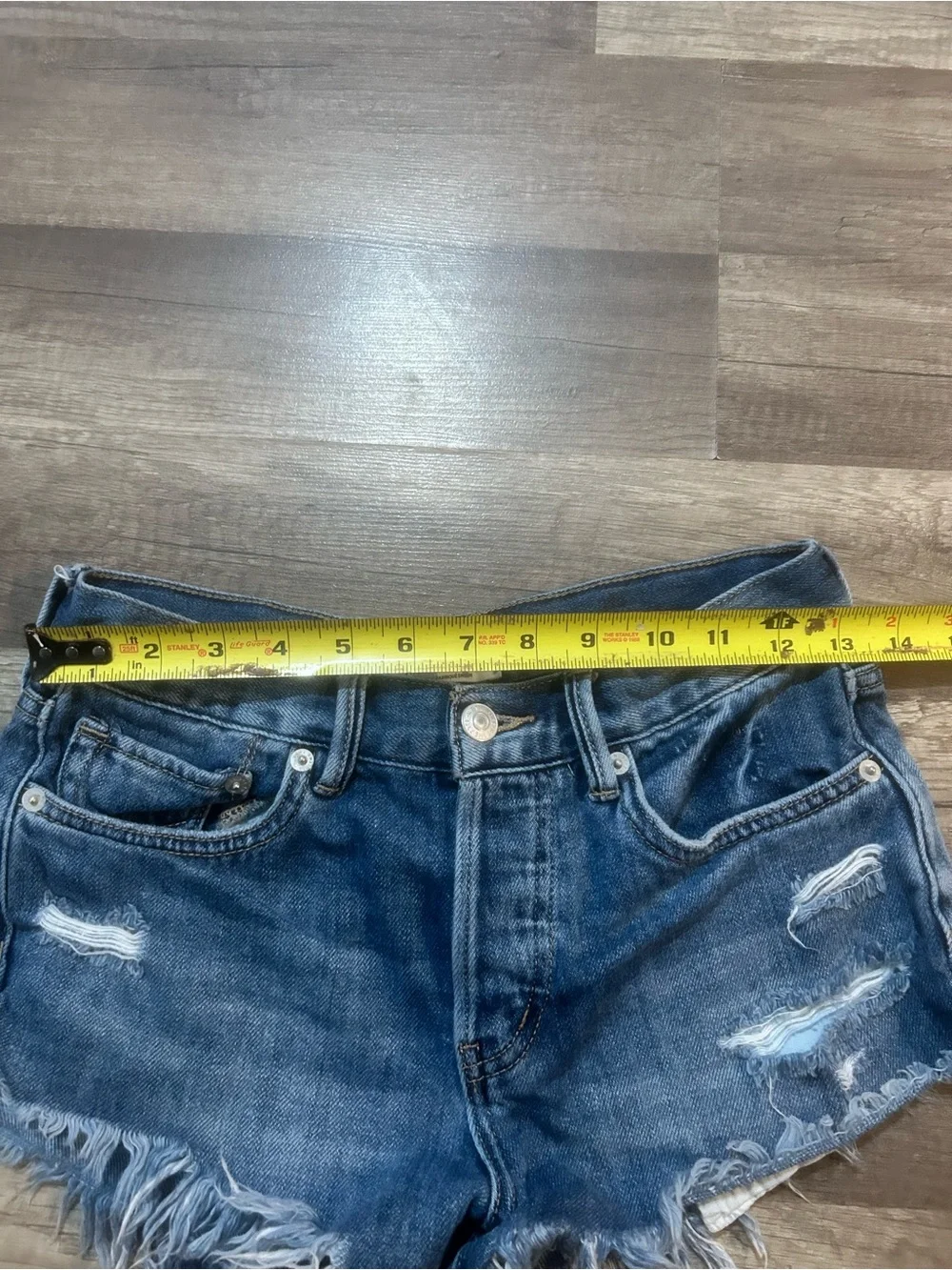We The Free by Free People Frayed Blue Denim Cutoff Shorts size 24